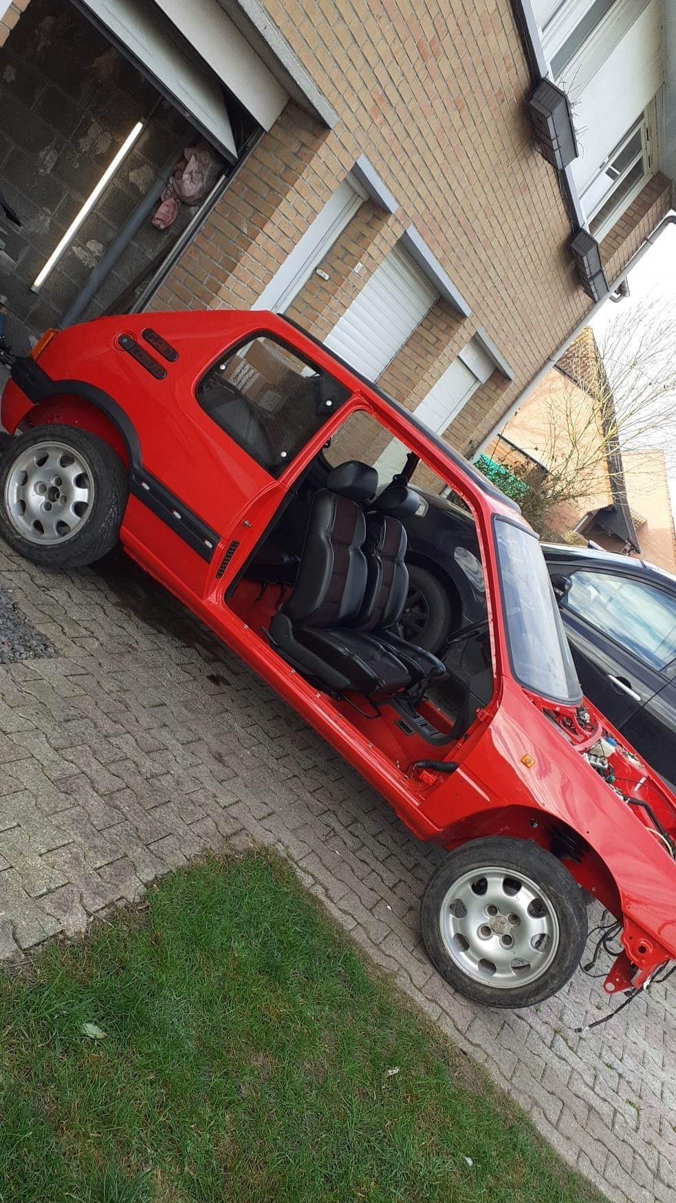 Renovation 205GTi - Photo 102