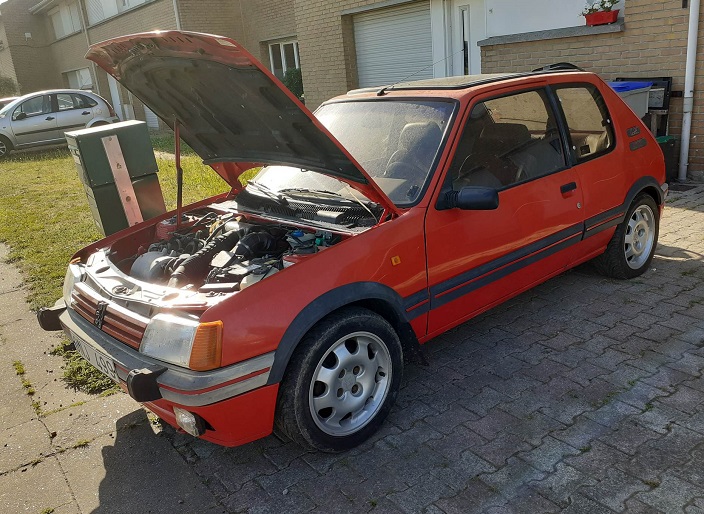 Renovation 205GTi - Photo 4