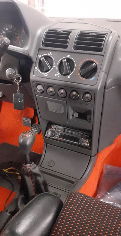 R�novation 205 GTi Photo 99