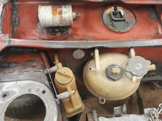 modification support 205 GTi VHC