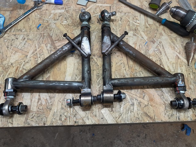 triangles 205 GTi PTS