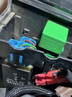 relais temporis� 205 rallye