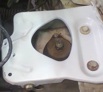 fixation batterie 205