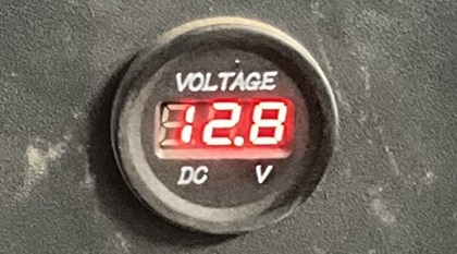 indication tension batterie 205